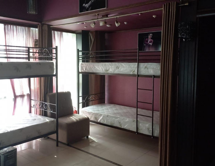 Кровать в общем номере c 2 двухъярусными и 3 односпальными кроватями (удобства на этаже) - Мини-отель «Вершина» Нальчик