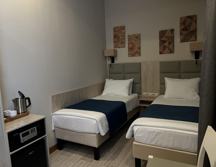 Номер Бизнес с 2 односпальными кроватями (с завтраком) - Отель «Нальчик»