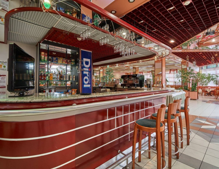 Большой зал ресторана - Пансионат «Заря»