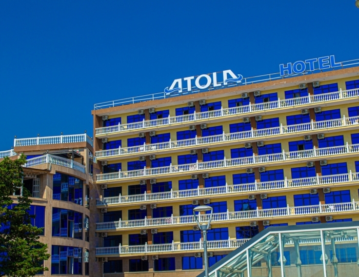 Отель «Атола» Лоо