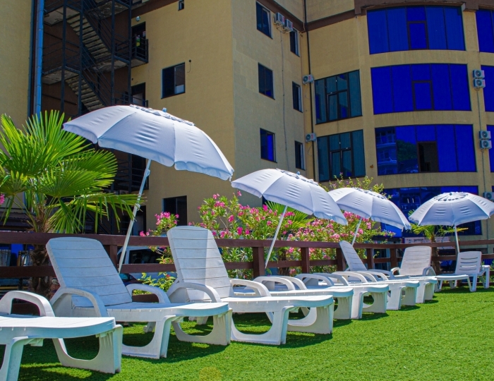 Отель «Атола» Лоо