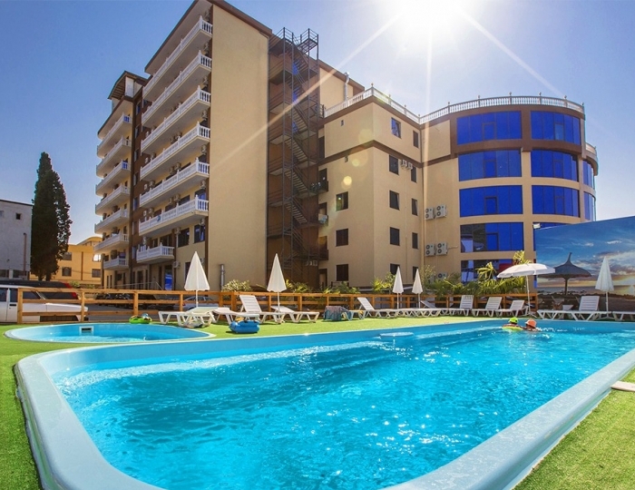 Отель «Атола» Лоо