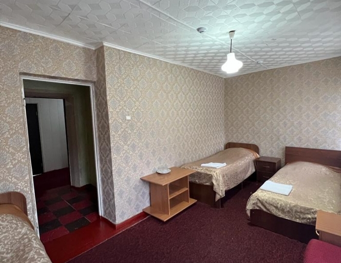 Номер эконом с 3 односпальными кроватями - Пансионат «Эльбрус» Тегенекли