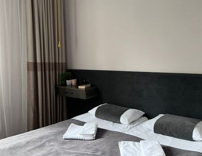 полулюкс - Отель Usengi Hotel / Юсенги Тегенекли
