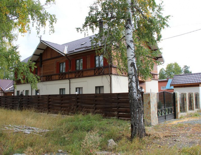 Отель Alpin Chalet / Альпин Шале Новоабзаково