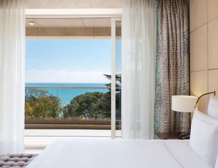 Двухкомнатный люкс с видом на море - Отель Swissotel Resort Sochi Kamelia / Свисс отель Резорт Сочи Камелия
