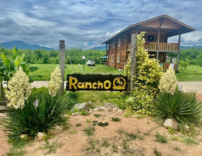 Гостевой дом «Ранчо в горах Лаго-Наки» Даховская