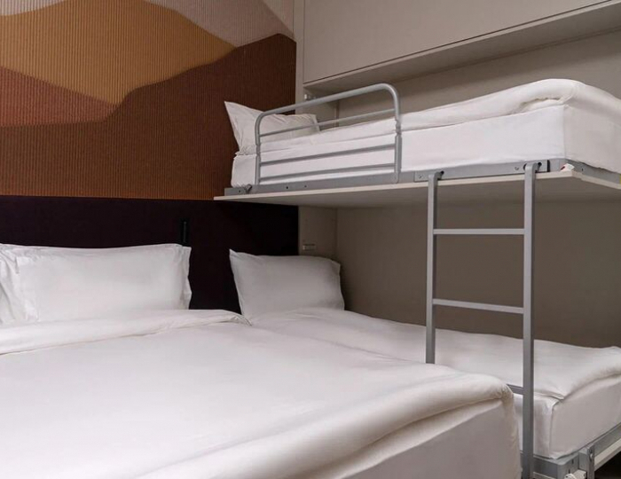 семейный делюкс с видом на озеро и двуспальной кроватью - База отдыха «Манжерок 5 звезд» Манжерок