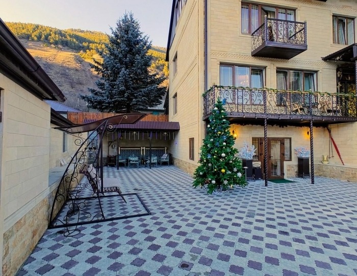 Гостевой дом Golden House / Голден Хаус Теберда