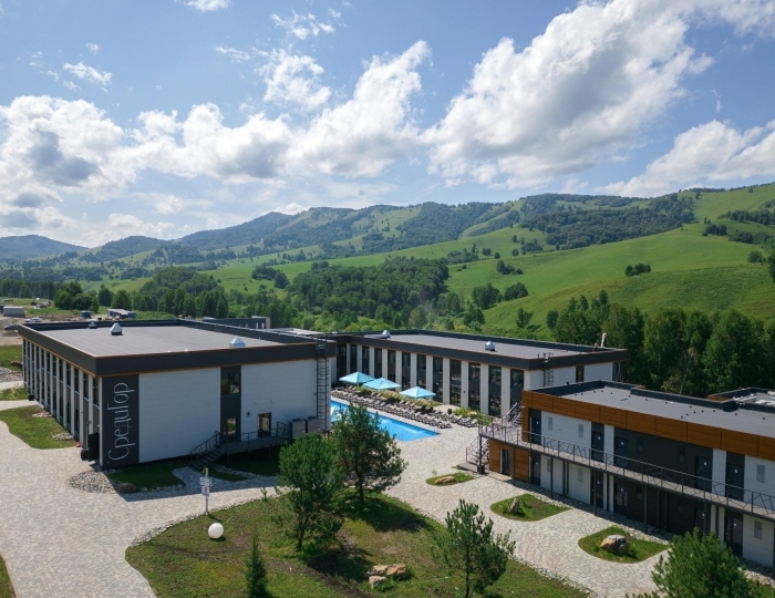 Отель «Среди Гор» Айский