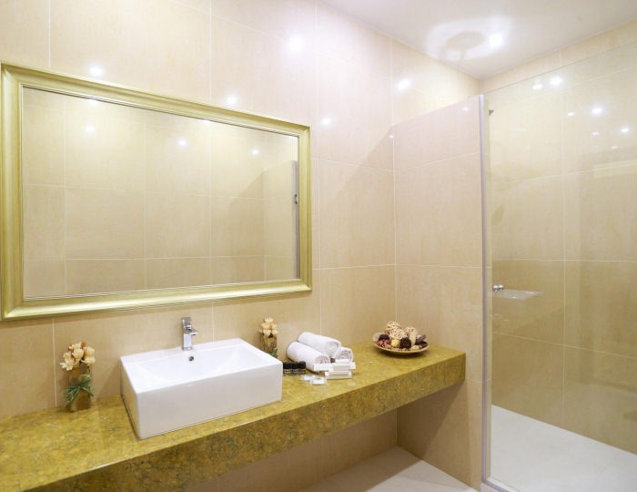 Номер люкс с террасой - Отель Garden Spa Hotel / Гарден Спа Отель Чебоксары