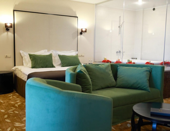 Номер люкс роскошный с террасой и ванной - Отель Garden Spa Hotel / Гарден Спа Отель Чебоксары