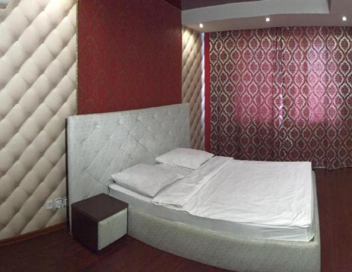 3-местный номер полулюкс с 1 односпальной и 1 двуспальной кроватью - Отель Metrotel / Метротель Чебоксары