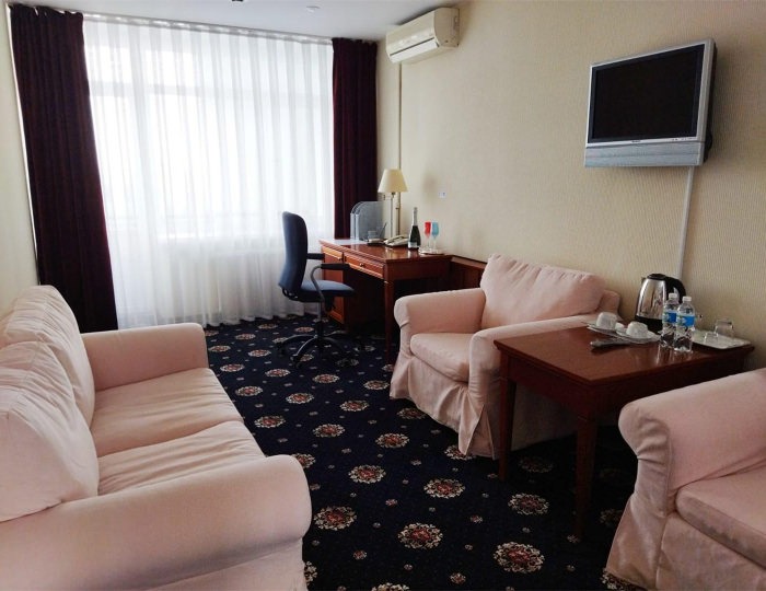 Номер люкс - Отель DIS President hotel / Дис Президент Чебоксары