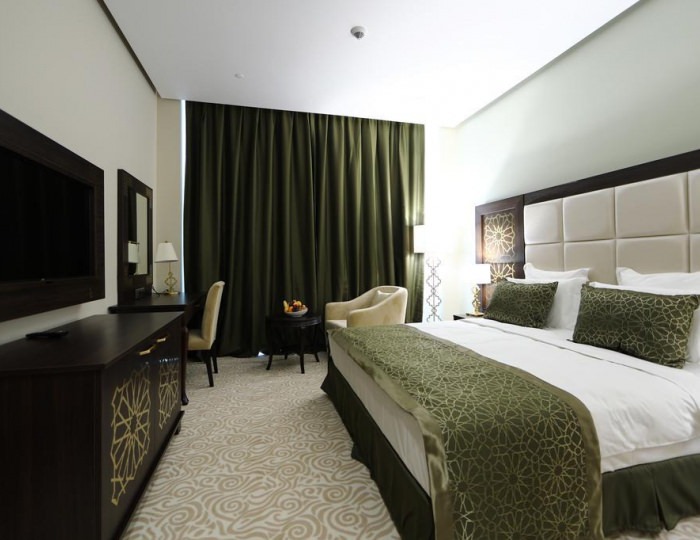 Номер стандарт с 1 двуспальной кроватью (с завтраком) - Отель The Local Hotels Grozny / Локал Грозный