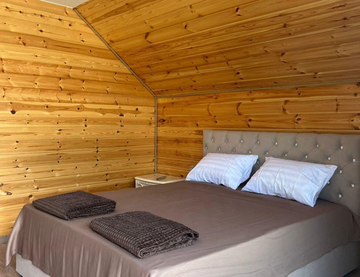 Номер стандарт комфорт с 1 двуспальной кроватью - База отдыха «Белый Кит» Крымск