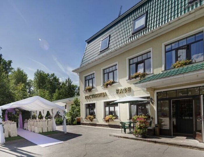 Отель «Green hotel» Низино