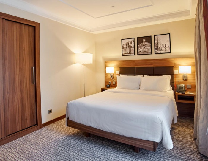 Номер улучшенный с 1 двуспальной кроватью - Отель Radisson Ulyanovsk / Рэдиссон Ульяновск