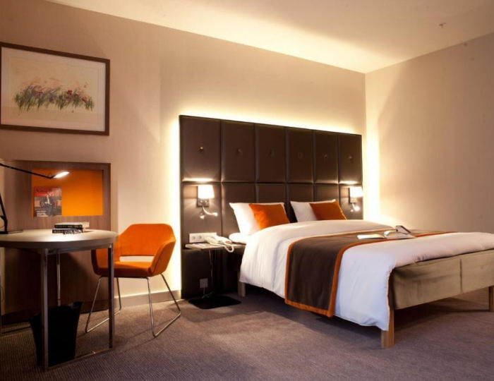 Номер полулюкс - Отель Mercure Тюмень Центр / Меркюр Тюмень Центр