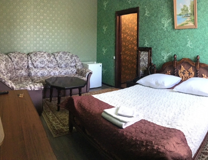 1-комнатный номер люкс (с завтраком) - Отель «Держава» Смоленск