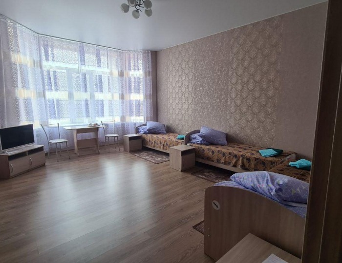 Номер люкс с 4 односпальными кроватями - Отель «ЭкономЪ» Каменск-Уральский