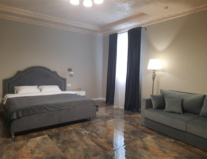 2-комнатный номер люкс президентский с 1 двуспальной кроватью - Отель «В теме» Самара