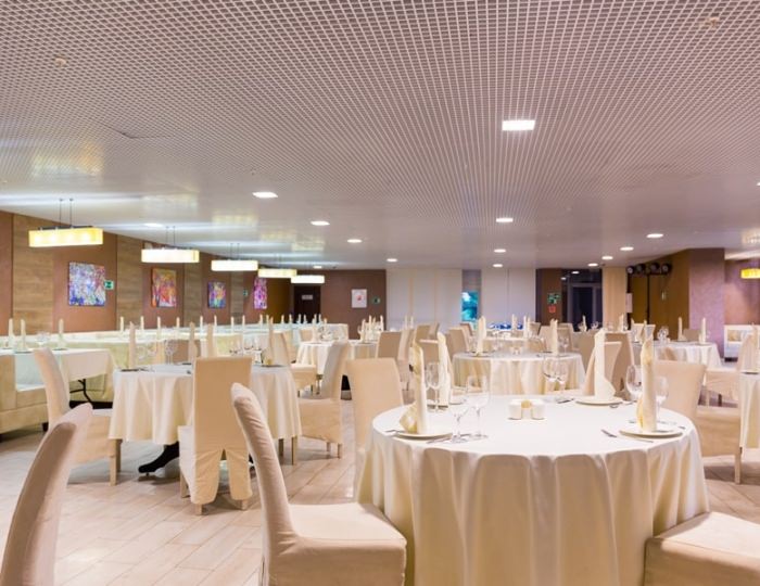 Ресторан «Эклер» - Отель Sea Galaxy Hotel Congress & SPA / Си Гэлакси