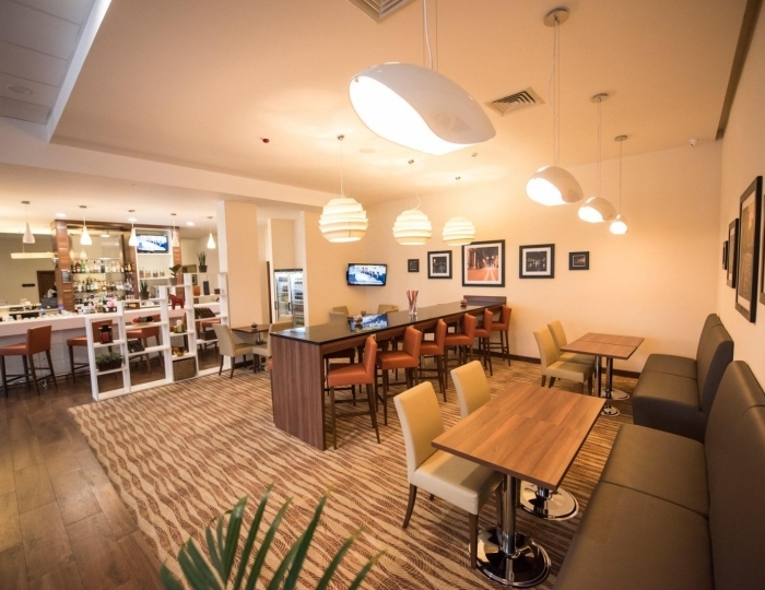 Рестораны и бары - Отель Hampton by Hilton Ufa / Хэмптон Хилтон Уфа