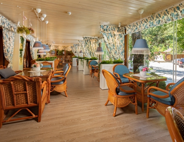 Рестораны и бары - Загородный клуб «Лесная Заимка» Геленджик