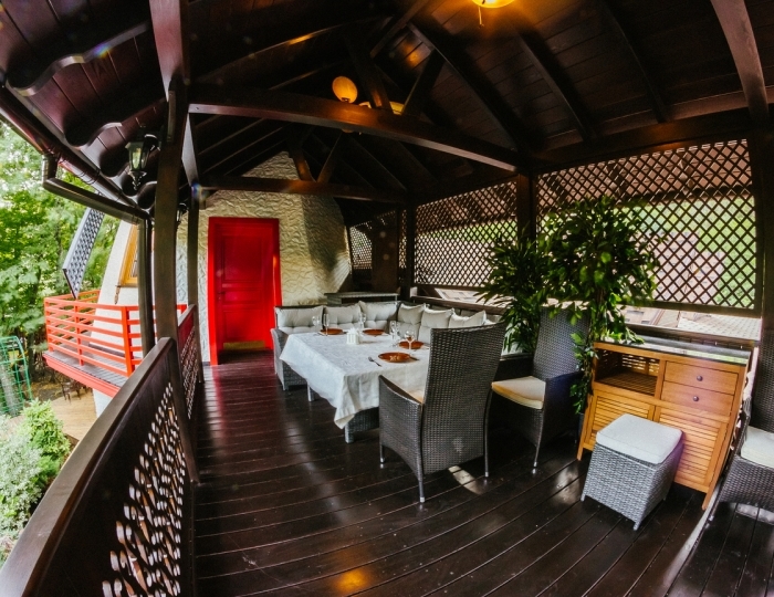 Рестораны и бары - Загородный клуб «Лесная Заимка» Геленджик