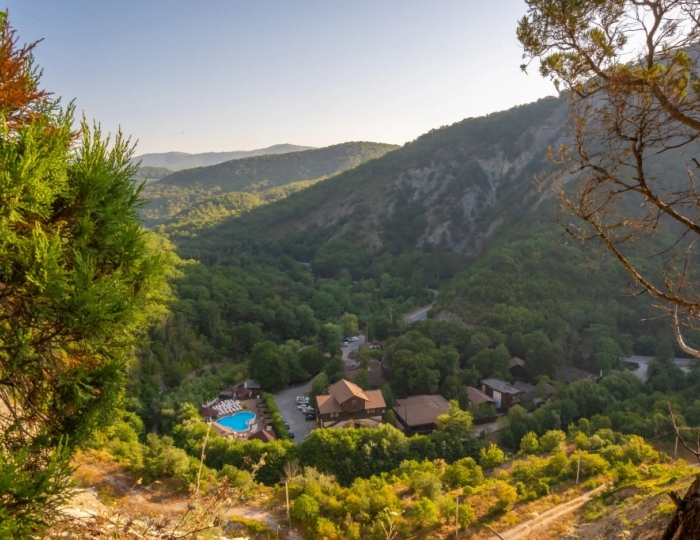 Загородный клуб «Лесная Заимка» Геленджик