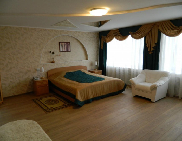 Высшей категории Люкс - Отель «Салют» Орел