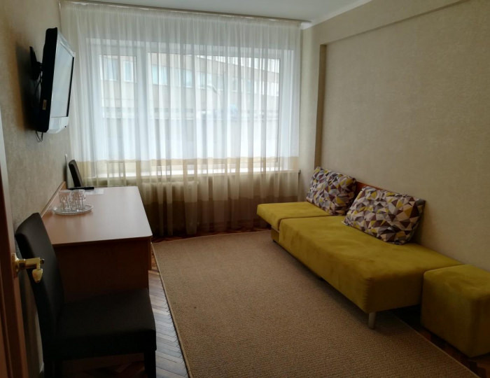 Второй категории Стандарт с четырьмя односпальными кроватями - Отель «Салют» Орел