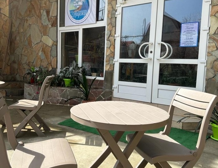 Отель NADEZHDA BEACH HOTEL / Надежда Бич Адлер