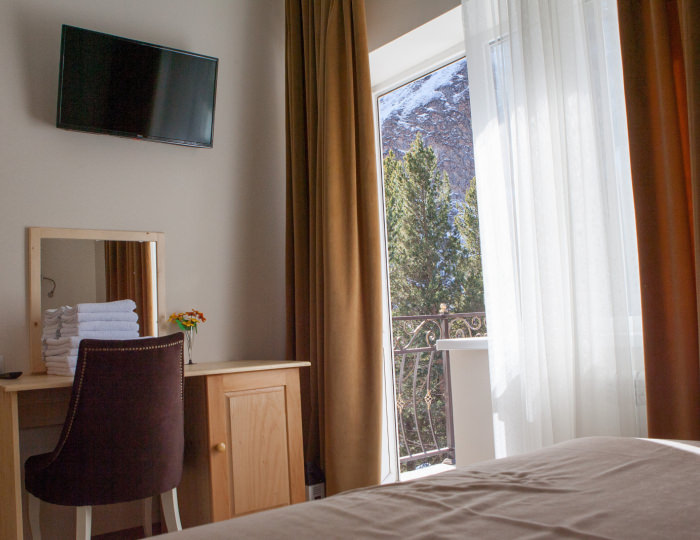 Семейный 2-местный 2-комнатный - Отель «Эльбер» Терскол