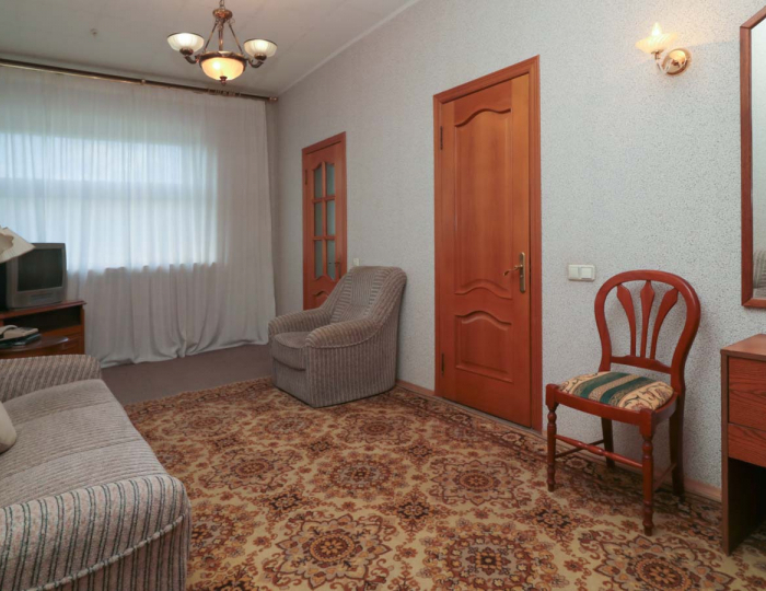 Джуниор сюит 2-мест,2-комн с мини-кухней №435 - Санаторий «Введенское» (бывш. «Звенигород» Мэрии Москвы)