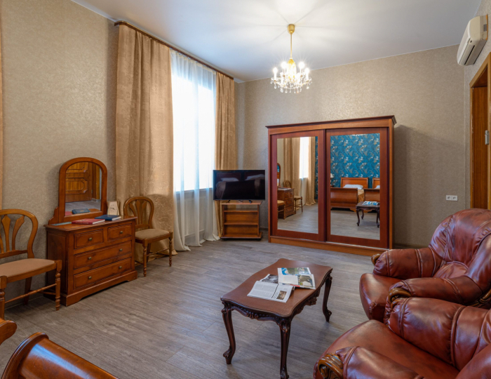 Люкс 2-комнатный улучшенный (корп 2) - Санаторий «Подмосковье УДП РФ»