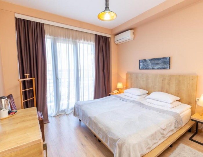 Отель 16 / Hotel 16 Батуми