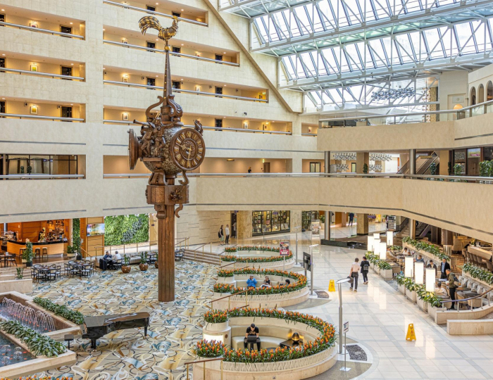 Отель Plaza Garden Moscow WTC (Плаза Гарден) ex. Краун Плаза