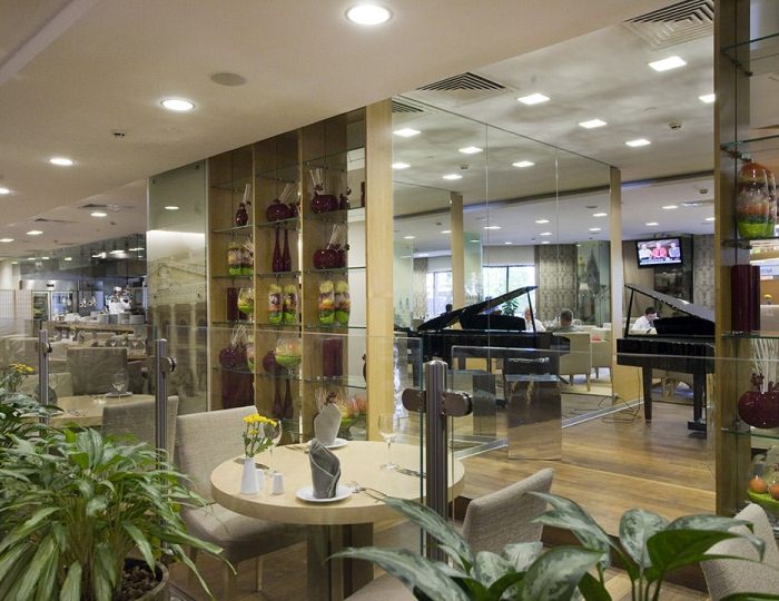RFR Гриль - Отель Plaza Garden Moscow WTC (Плаза Гарден) ex. Краун Плаза