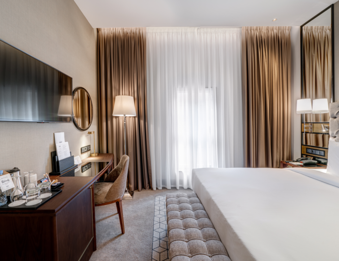 KING COMFORT ROOM - Отель Chekhoff Hotel Moscow Curio Collection by Hilton / Чехофф Отель Москва Кьюрио Коллекшн бай Хилтон