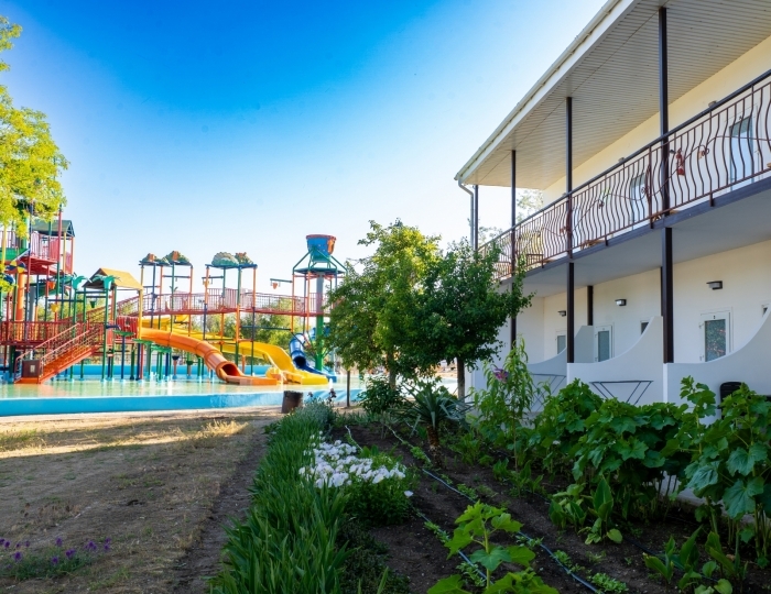 Курортный комплекс «Азовский» Песочное