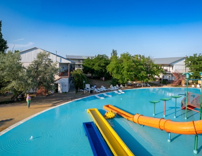 Курортный комплекс «Азовский» Песочное