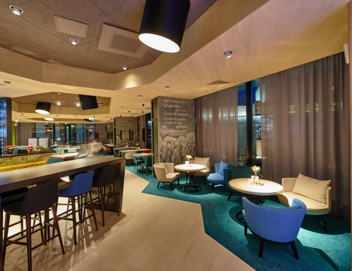 Рестораны и бары - Отель Novotel Krasnoyarsk Center / Новотель Красноярск Центр