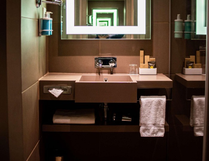 Номер комфорт бизнес с 1 двуспальной кроватью - Отель Novotel Krasnoyarsk Center / Новотель Красноярск Центр
