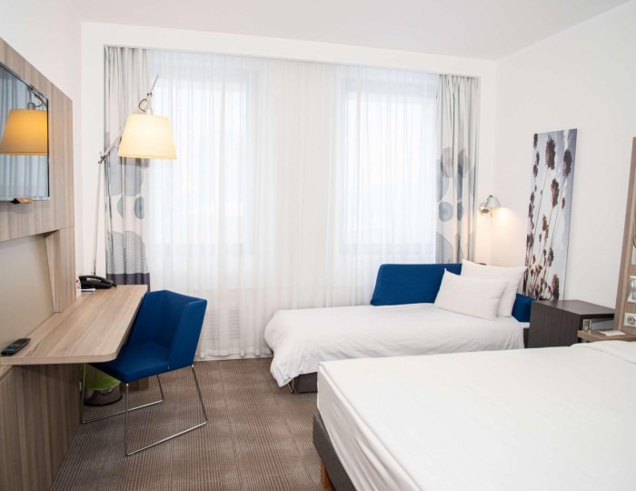 Номер стандарт семейный с 1 двуспальной кроватью - Отель Novotel Krasnoyarsk Center / Новотель Красноярск Центр