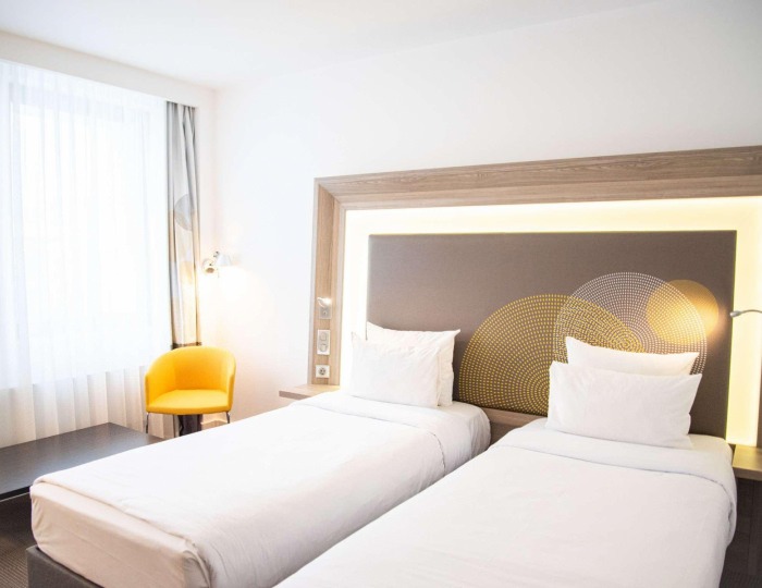 Номер улучшенный стандарт с 2 односпальными кроватями - Отель Novotel Krasnoyarsk Center / Новотель Красноярск Центр