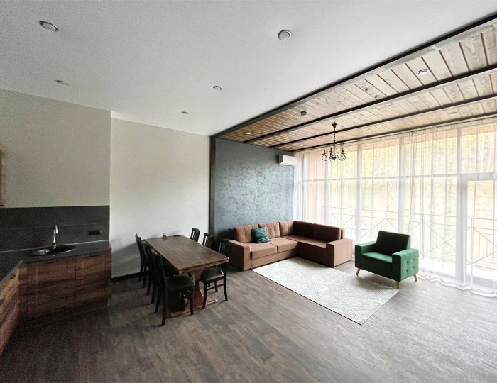 Люкс 4-местный Представительский - Арт-отель Business Residence & Spa / Бизнес Резиденс и СПА Миасс