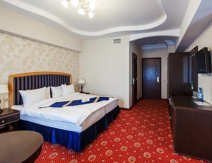 Делюкс - Отель Moscow Holiday Hotel / Москоу Холидей
