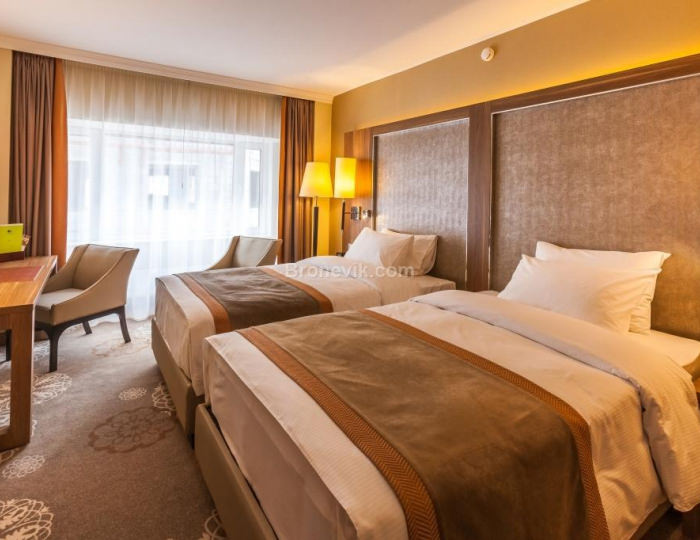 Номер стандарт с 2 односпальными кроватями - Отель DoubleTree by Hilton Tyumen / Даблтри Хилтон Тюмень